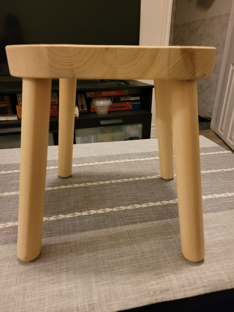 Wooden Stool ❄️ thumbnail