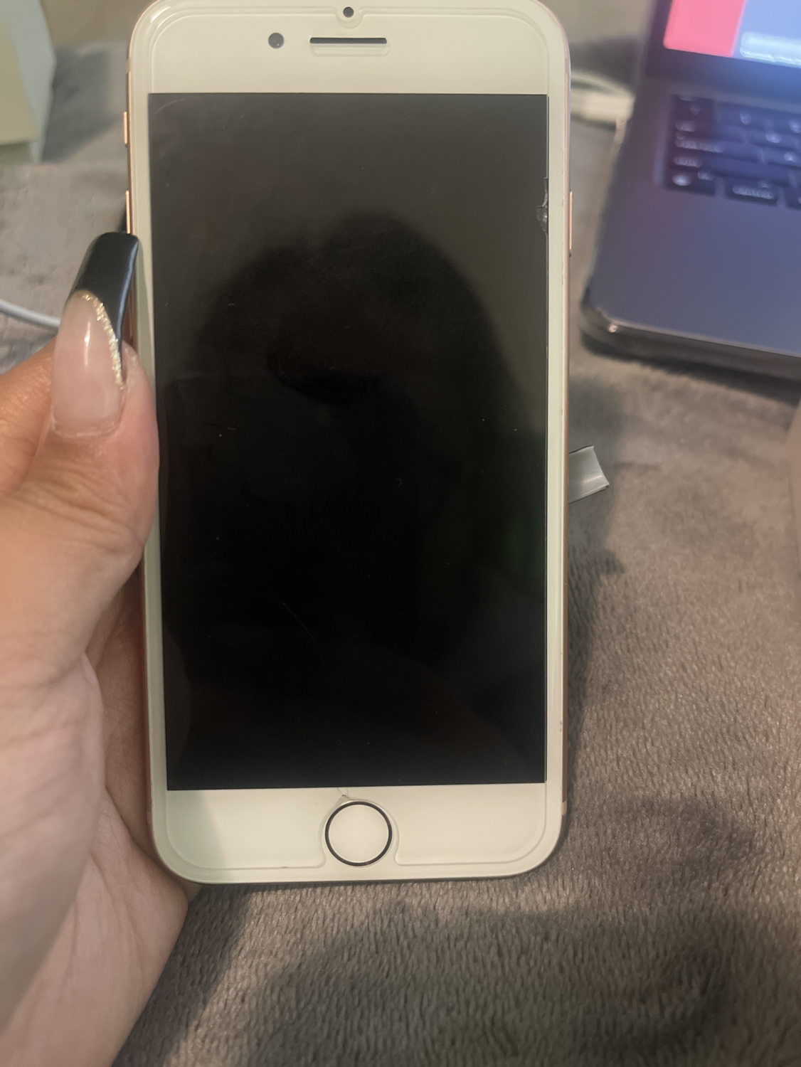 iPhone 8 - photo 4