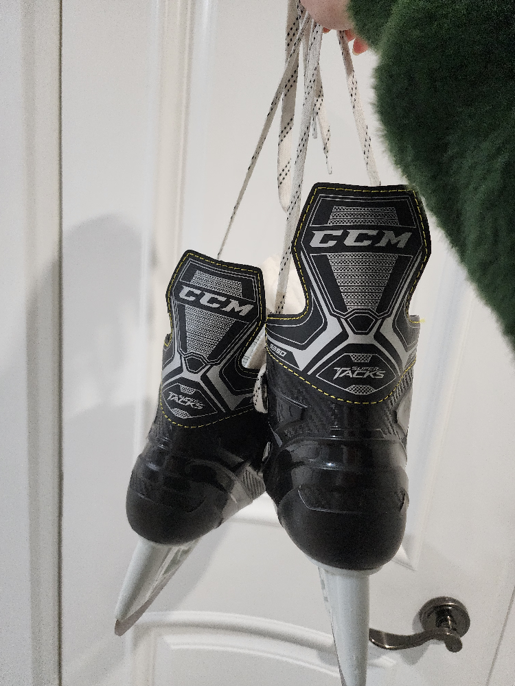 Hockey Ice Skates - photo 2