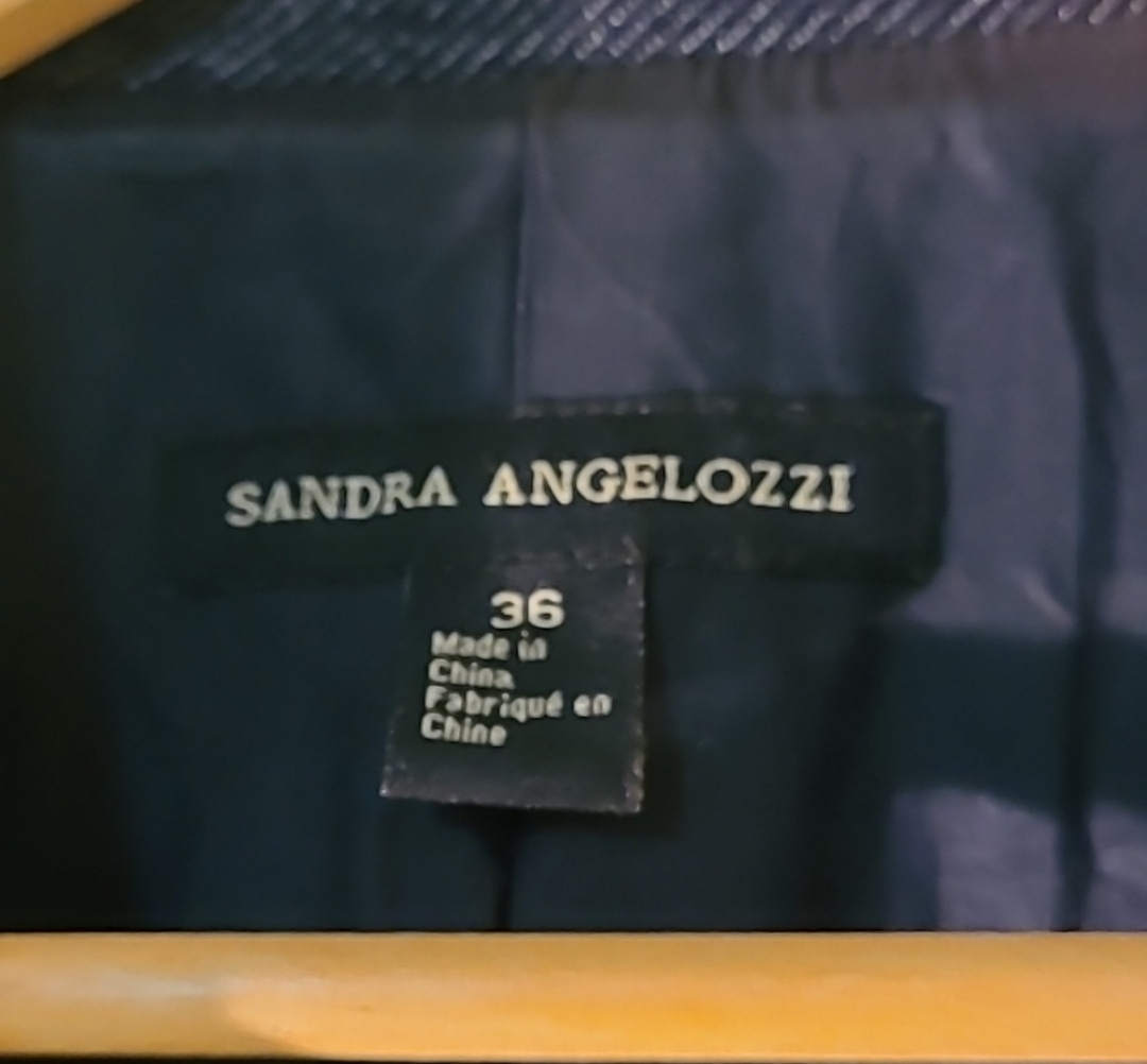 women's jackets image indicator(5)