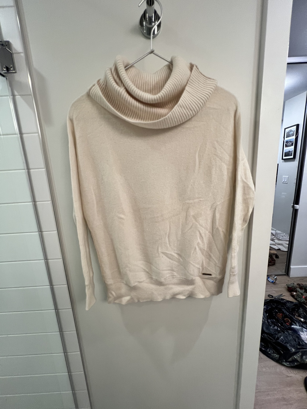 Women’s sweater
