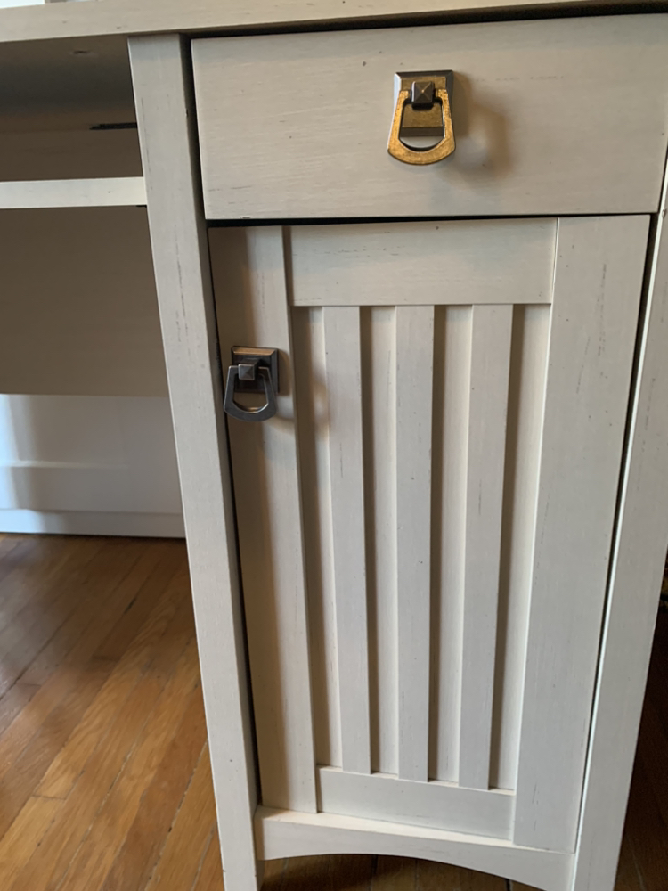 desk with hutch and pullout keyboard tray image indicator(7)