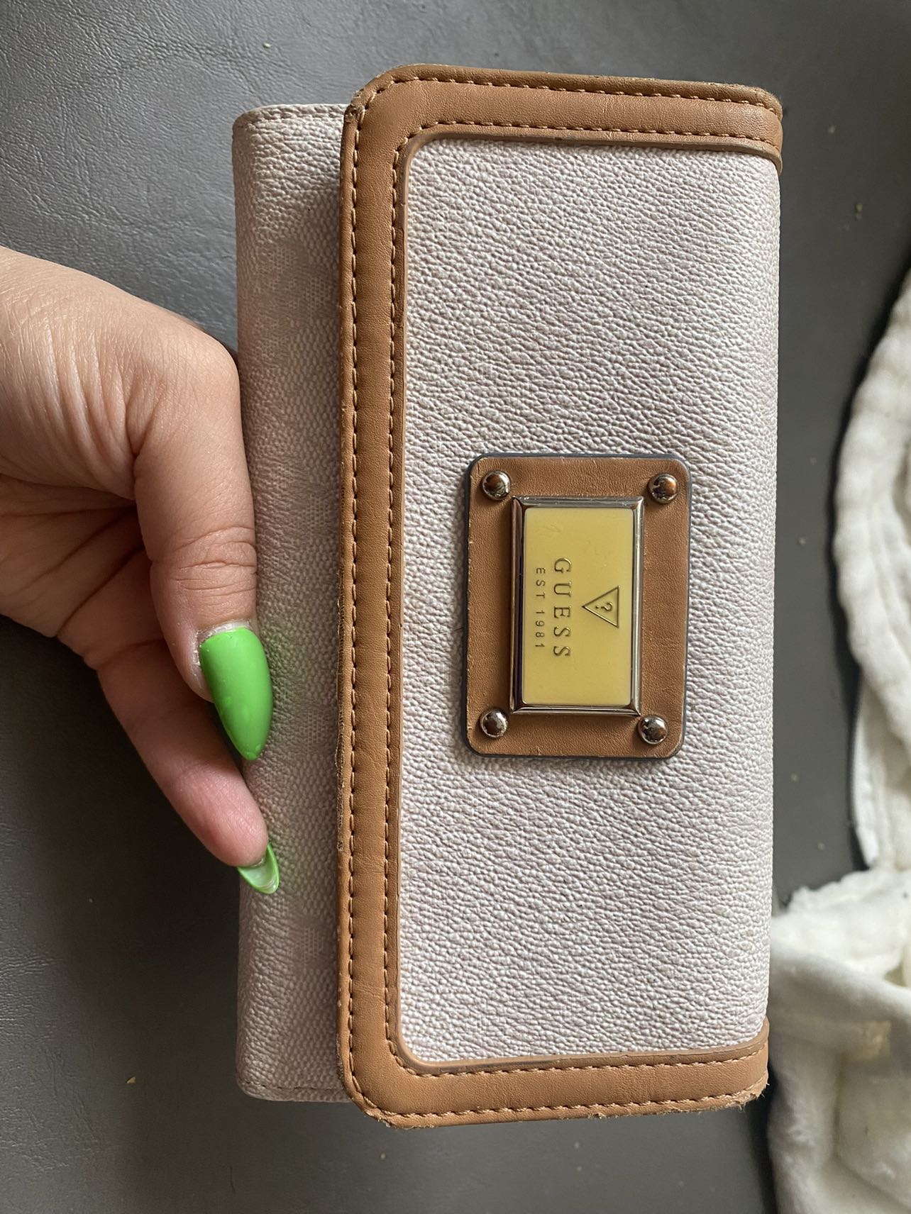 Trifold Guess wallet - photo 4