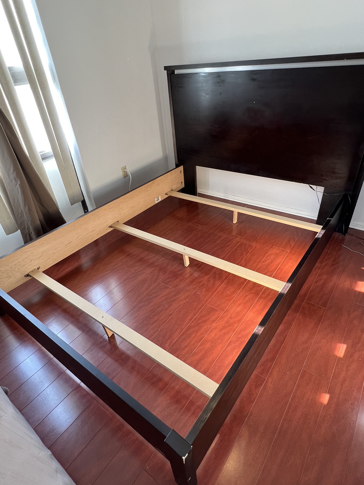 Queen Tempurpedic Bed Frame with matching Chest of Drawers - photo 2