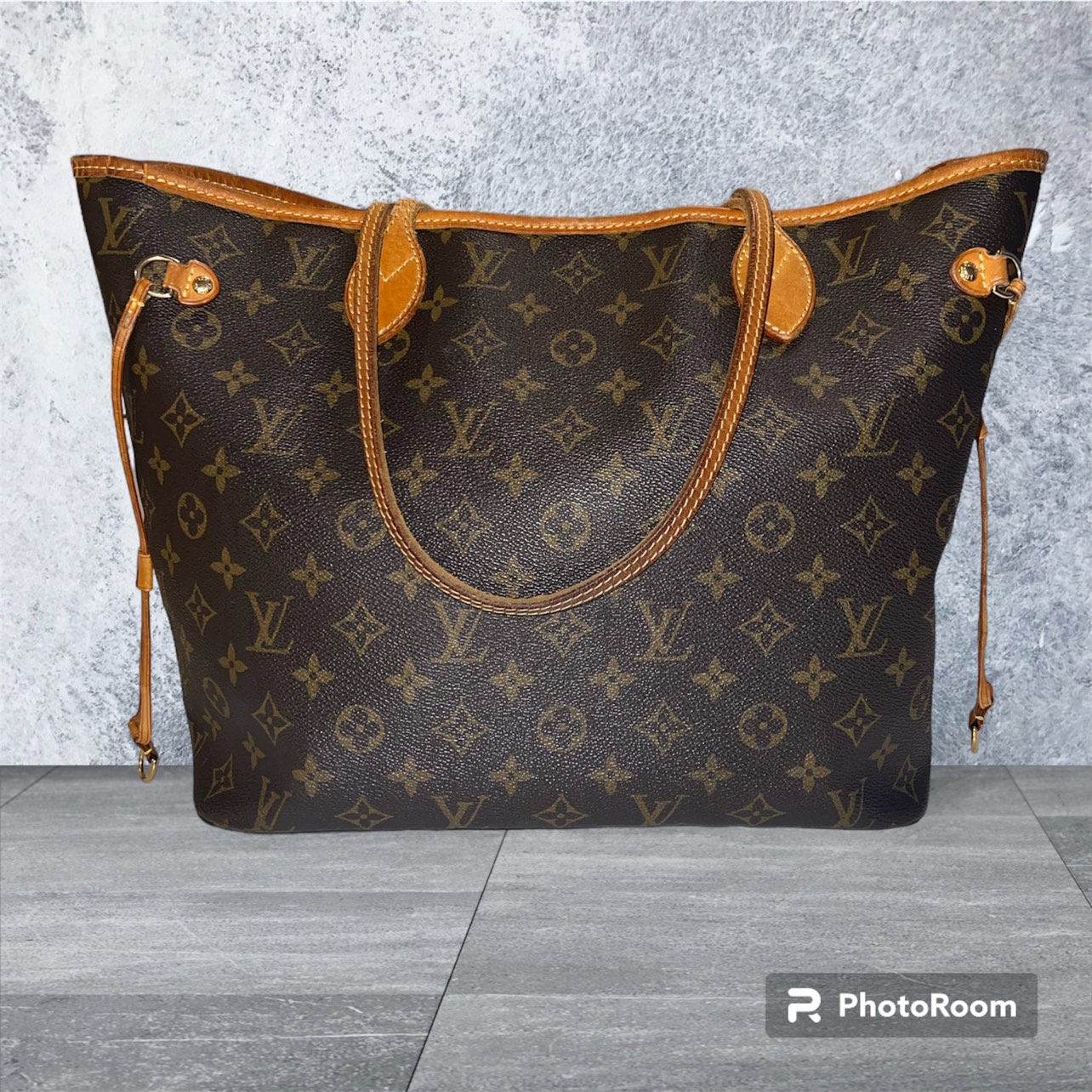 Authentic LV neverfull Tote bag