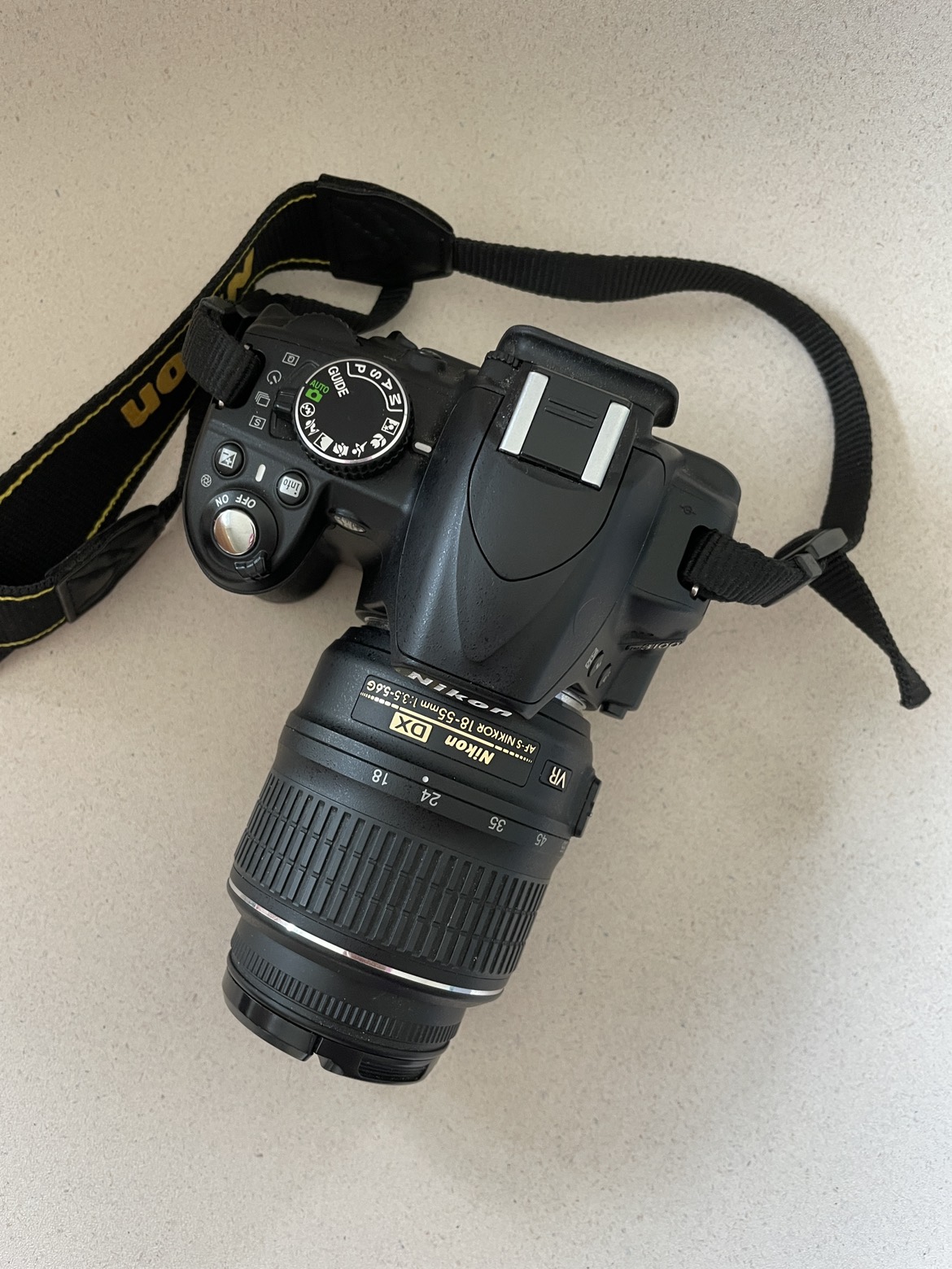 Camera Nikon D3100 image indicator(4)