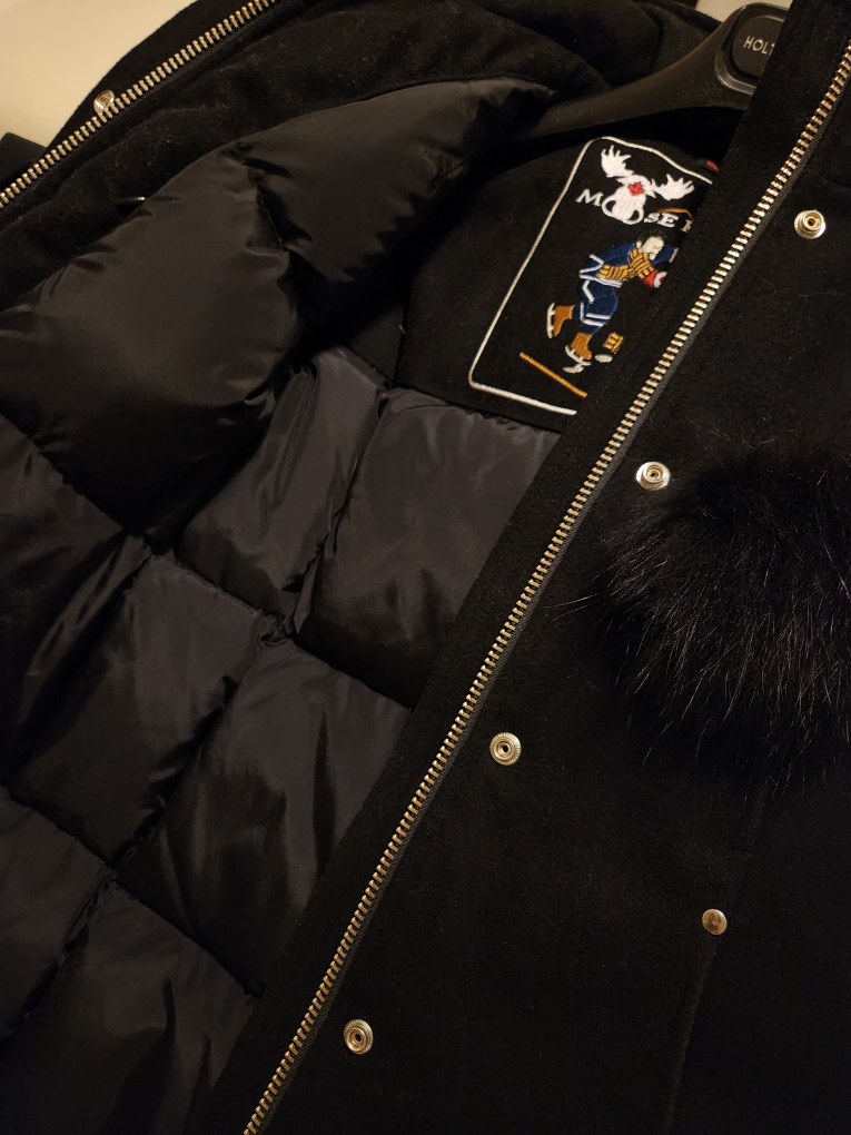 Moose Knuckles Limited Edition Wool Parka Women image indicator(6)