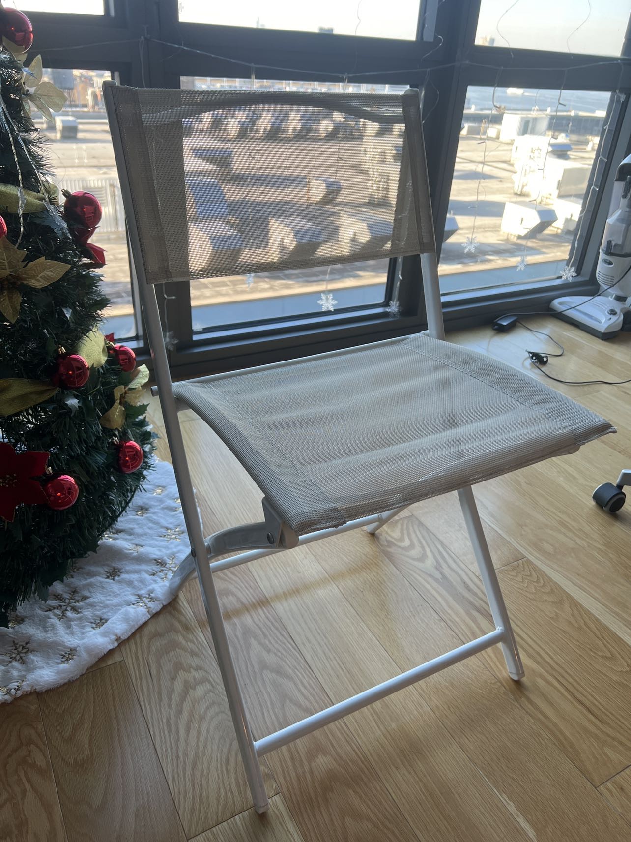 2 White wayfair Chairs for sale !