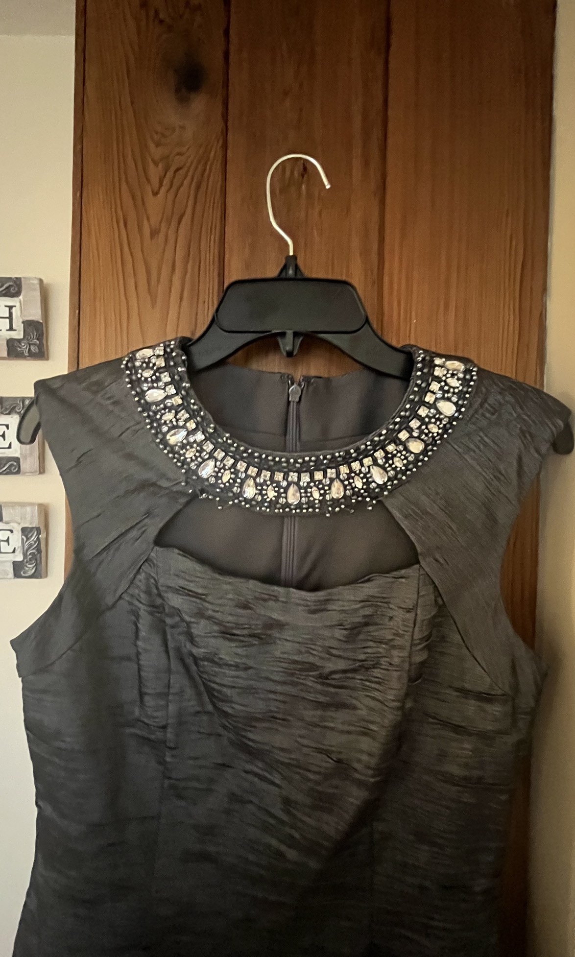 Beautiful elegant dress image indicator(2)