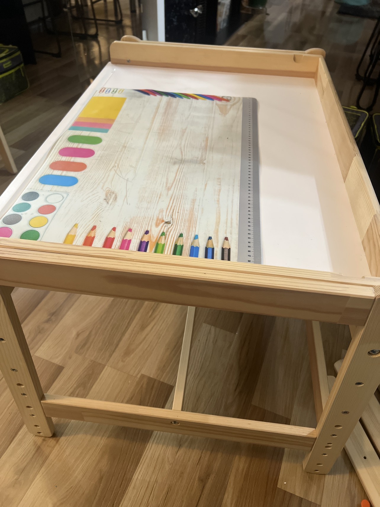 Kids/ Toddler  computer table  or Art table - photo 3