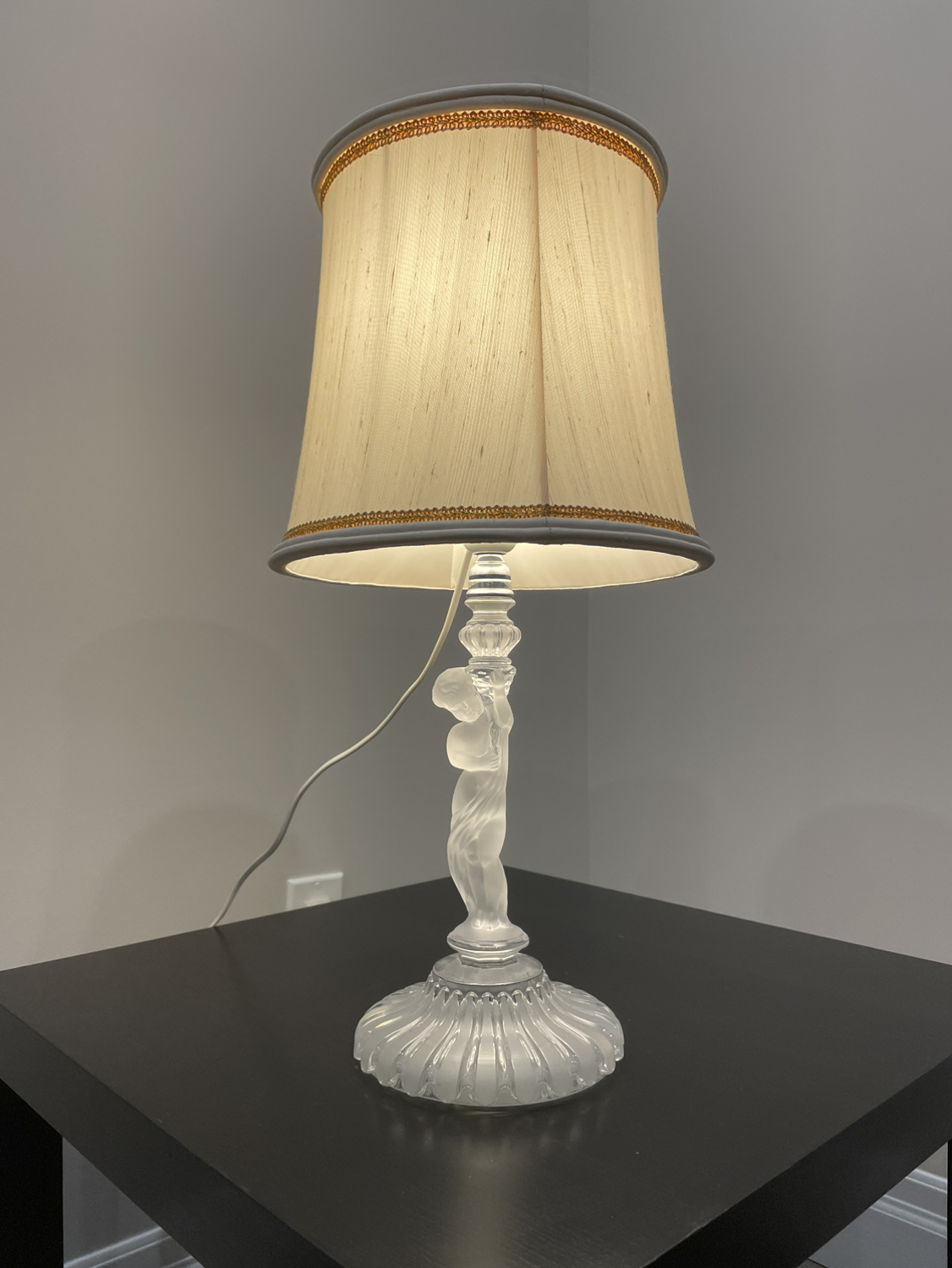 Crystal Base Lamps