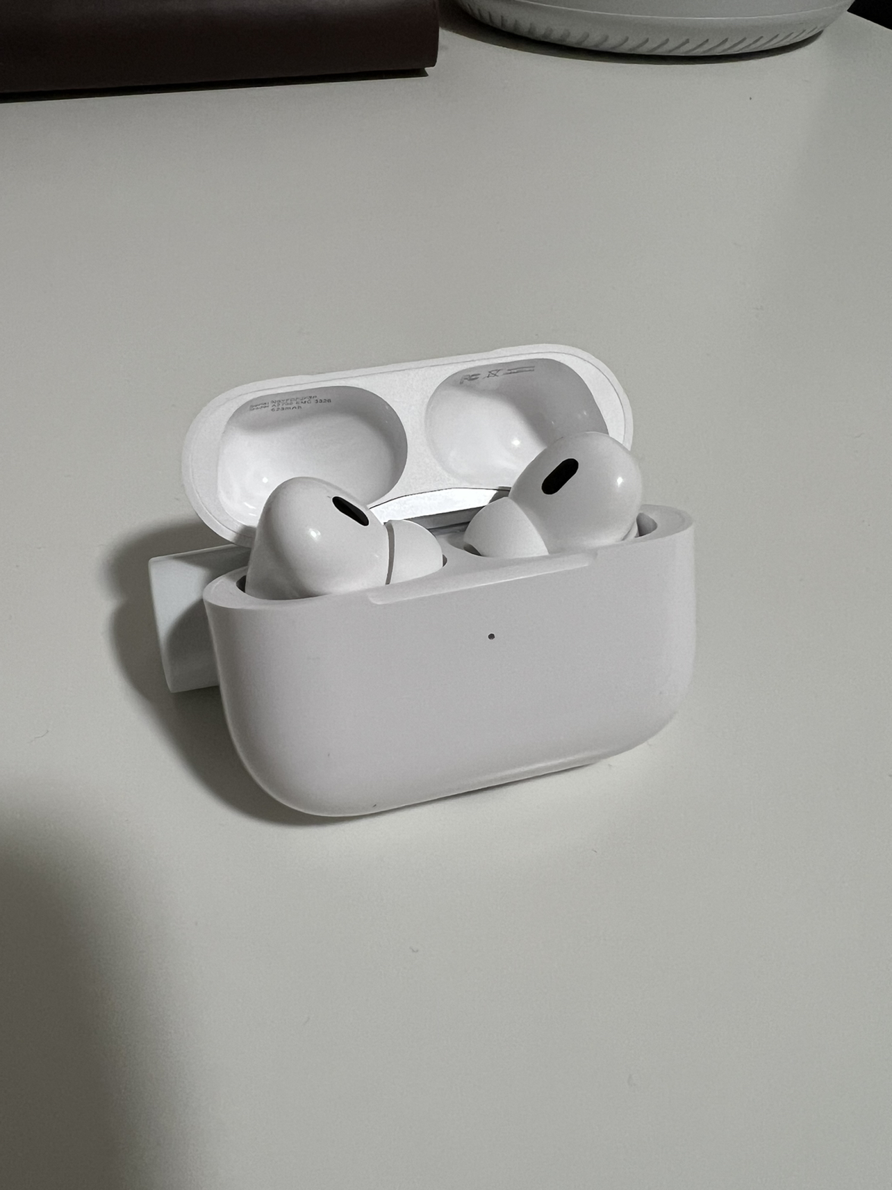 Airpods Pro 2nd Gen - photo 4