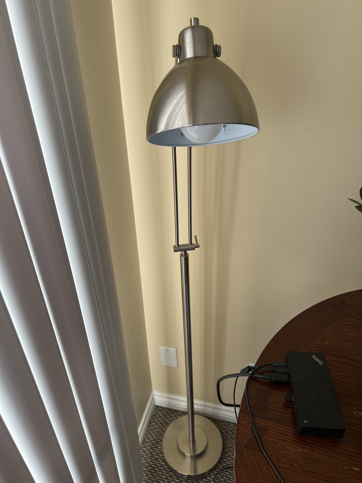 Standing lamp