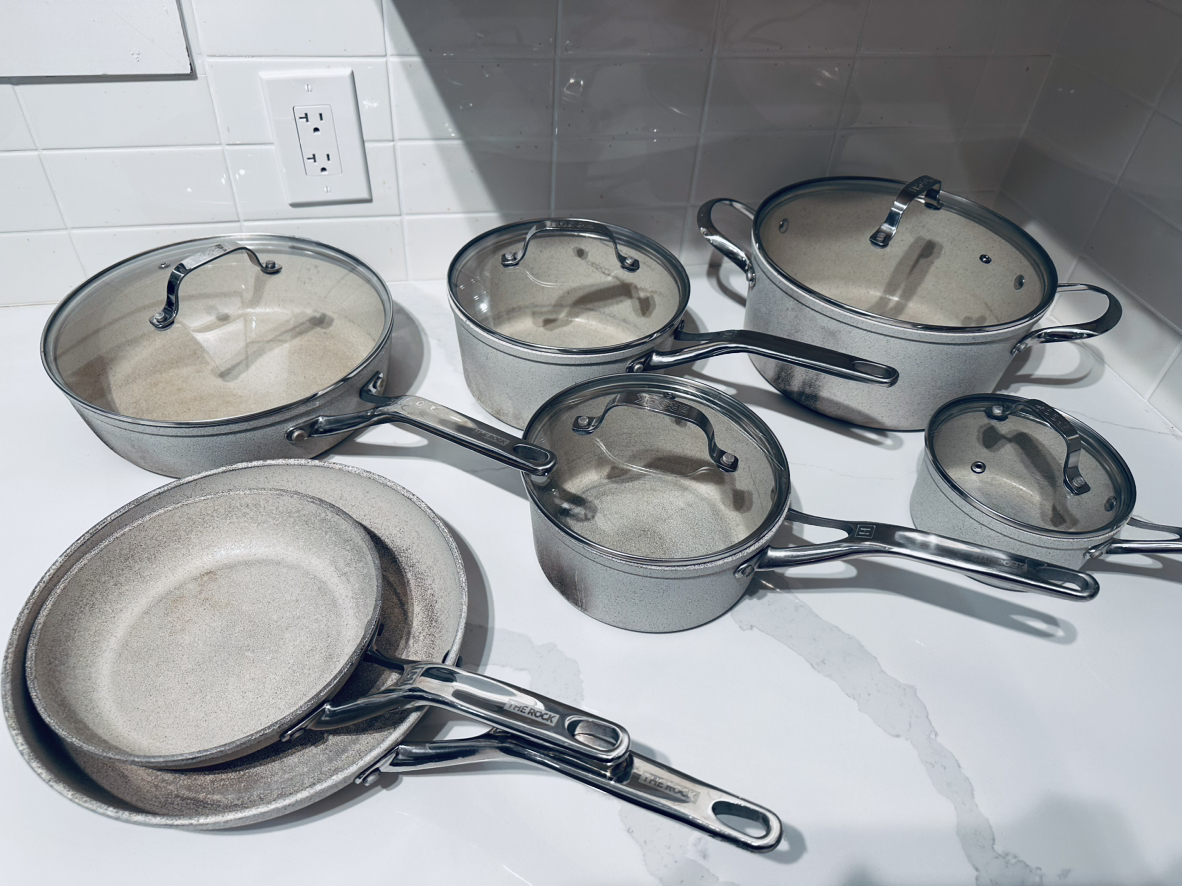Speckled White cookware set thumbnail