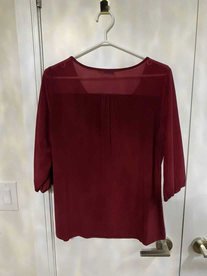 Burgundy Shirt with Gold Chain - size large image indicator(3)