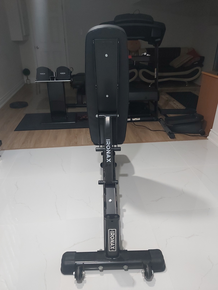 Adjustable Weightlifting Bench image indicator(3)
