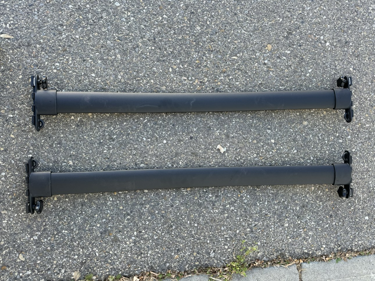 Cross bars