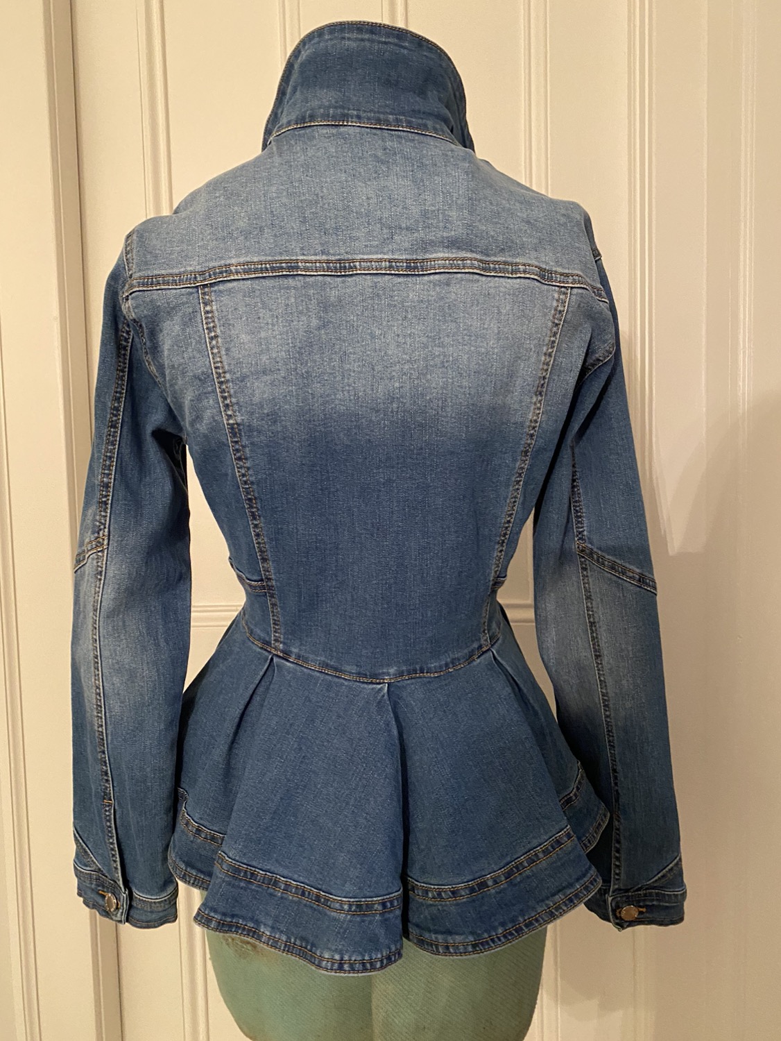 Flared Fitted Denim Jacket image indicator(2)