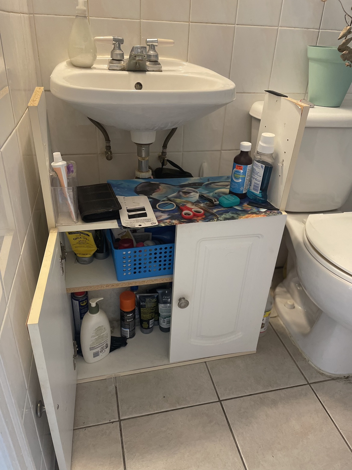 Moving sale