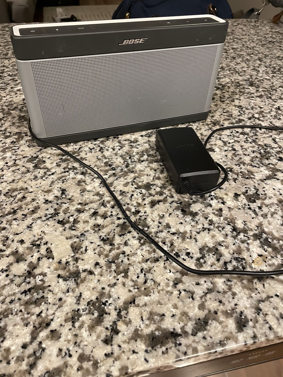 Bose SoundLink Bluetooth Speaker III - photo 2