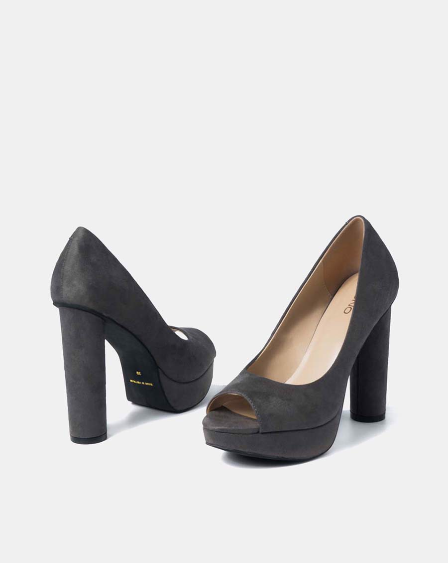 Brand new women Grey heels - photo 2