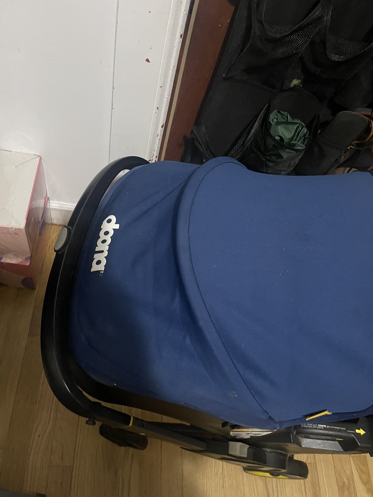 Car seat and stroller travel system doona - photo 2