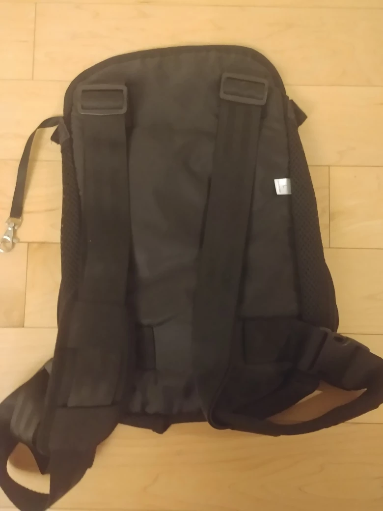 Pet Carrier Front/Backpack Adjustable - photo 3