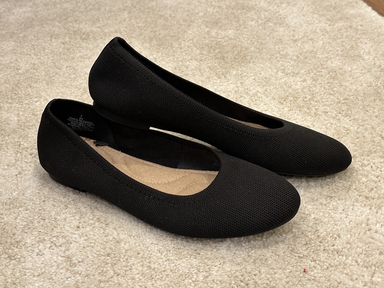 Soft-Knit Pointed-Toe Ballet Flats for Women - photo 2