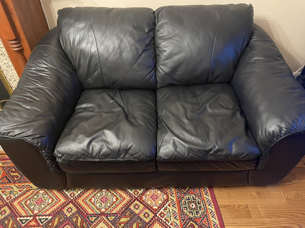 Love seat