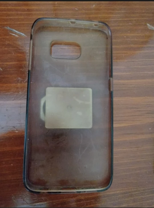 Samsung Galaxy S6 Edge - photo 4