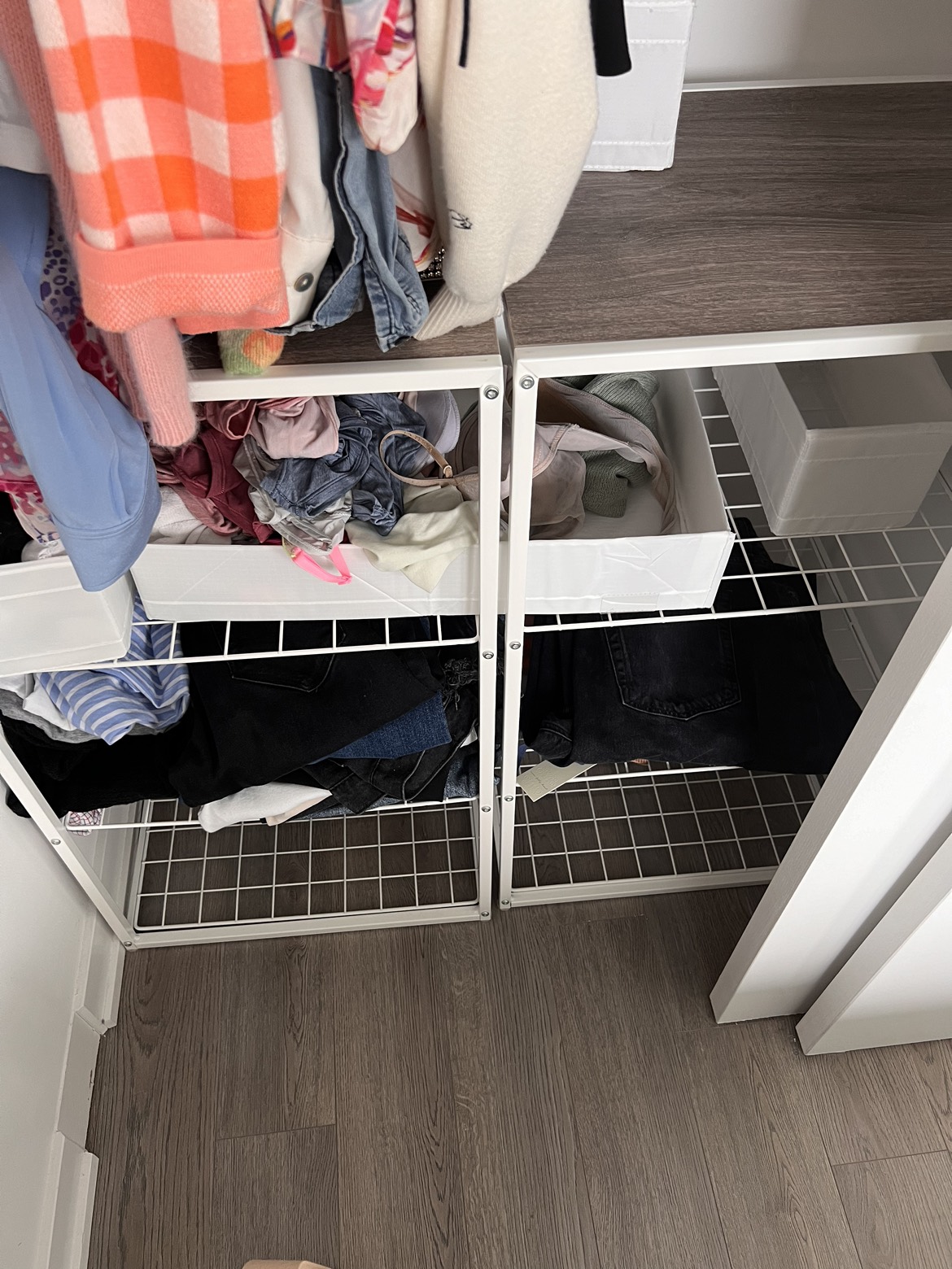 Shelf storage