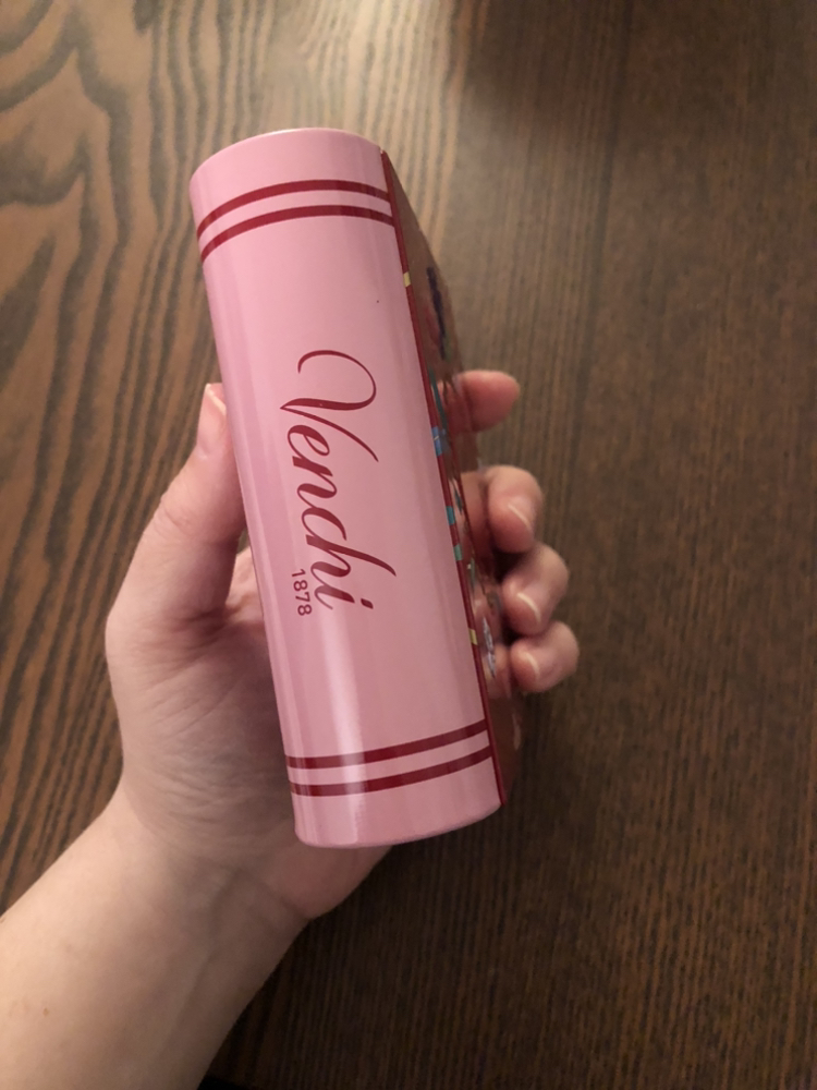 Book-shaped tin box/ November #freecycle image indicator(2)