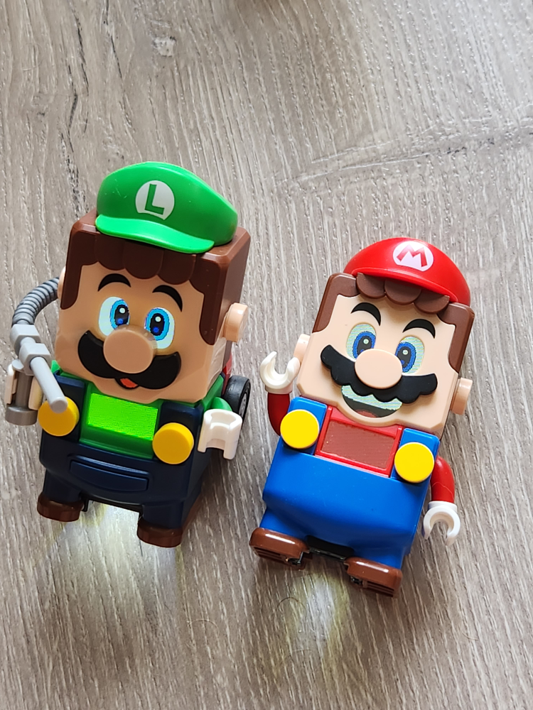 Lego Luigi Minifigure