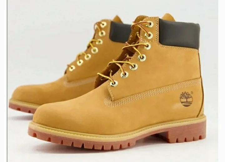 TIMBERLAND Men's Premium Waterproof Boot - Size 8