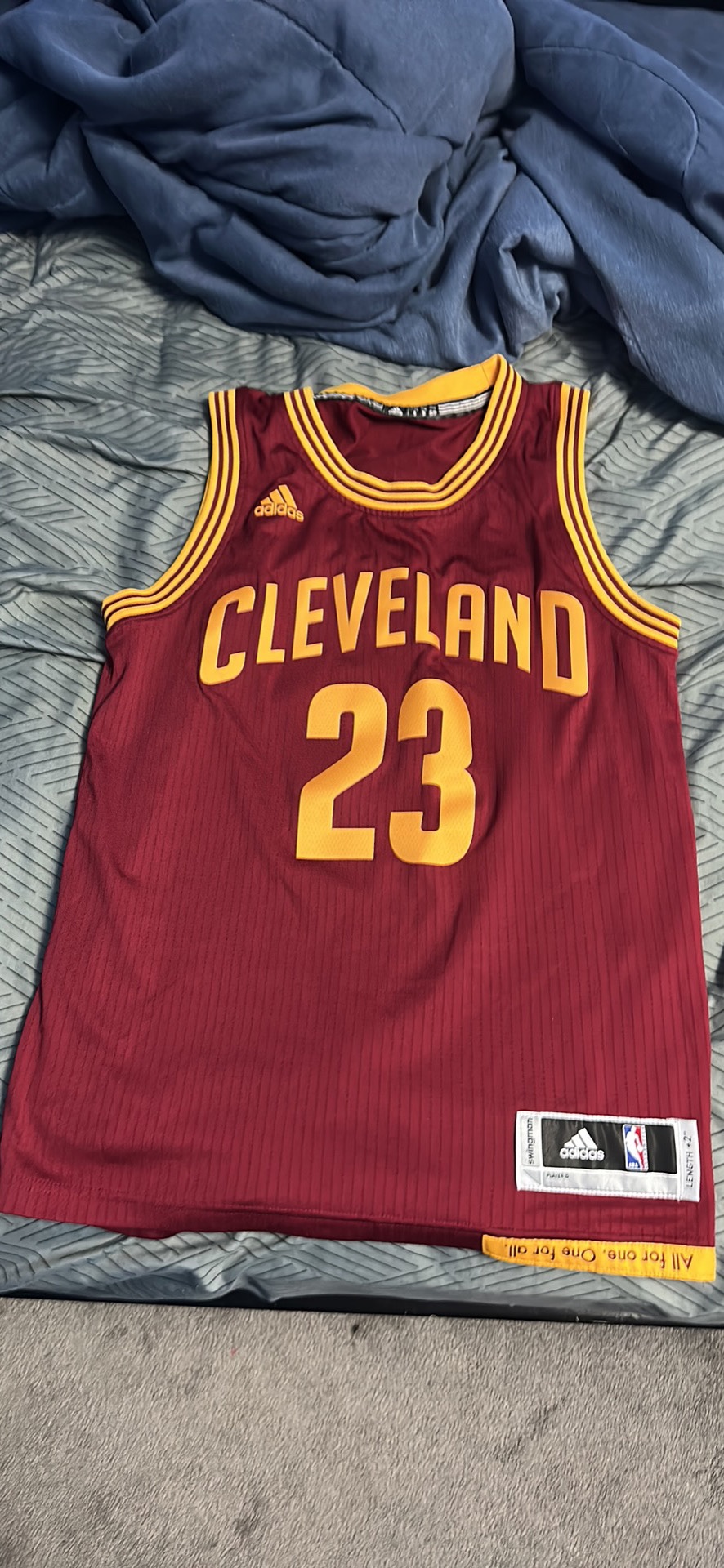 Jerseys image indicator(3)