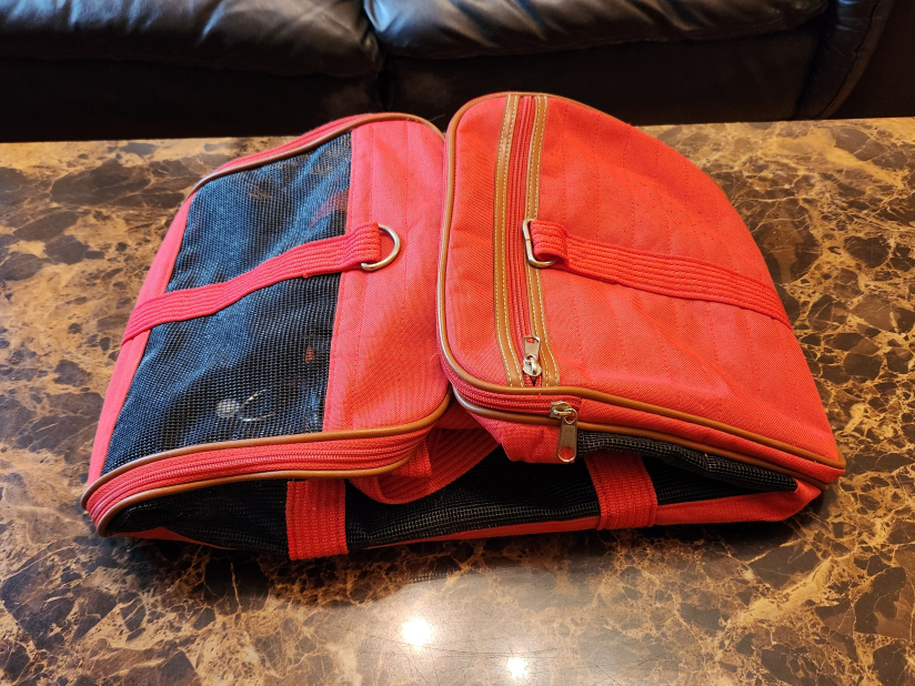 Fabric Carrier for Cat or Small Pet image indicator(6)