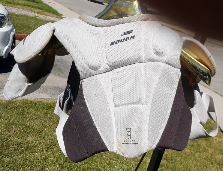 Kid's Hockey Shoulder Pads (Kit Cat Club) image indicator(2)