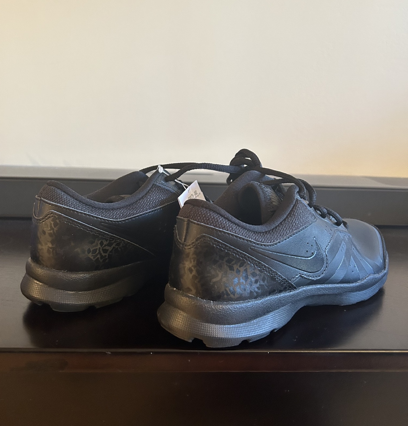 Nike Japan Black Sneakers (size 7) image indicator(3)