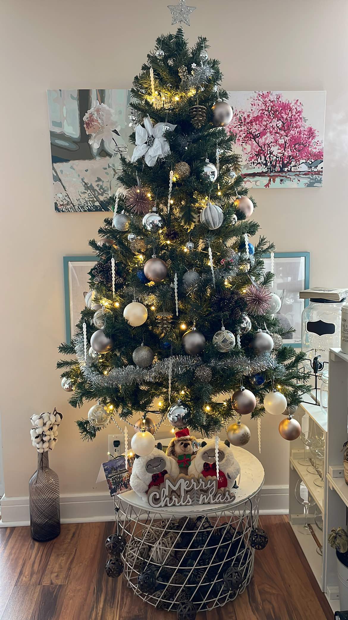Christmas tree decorations