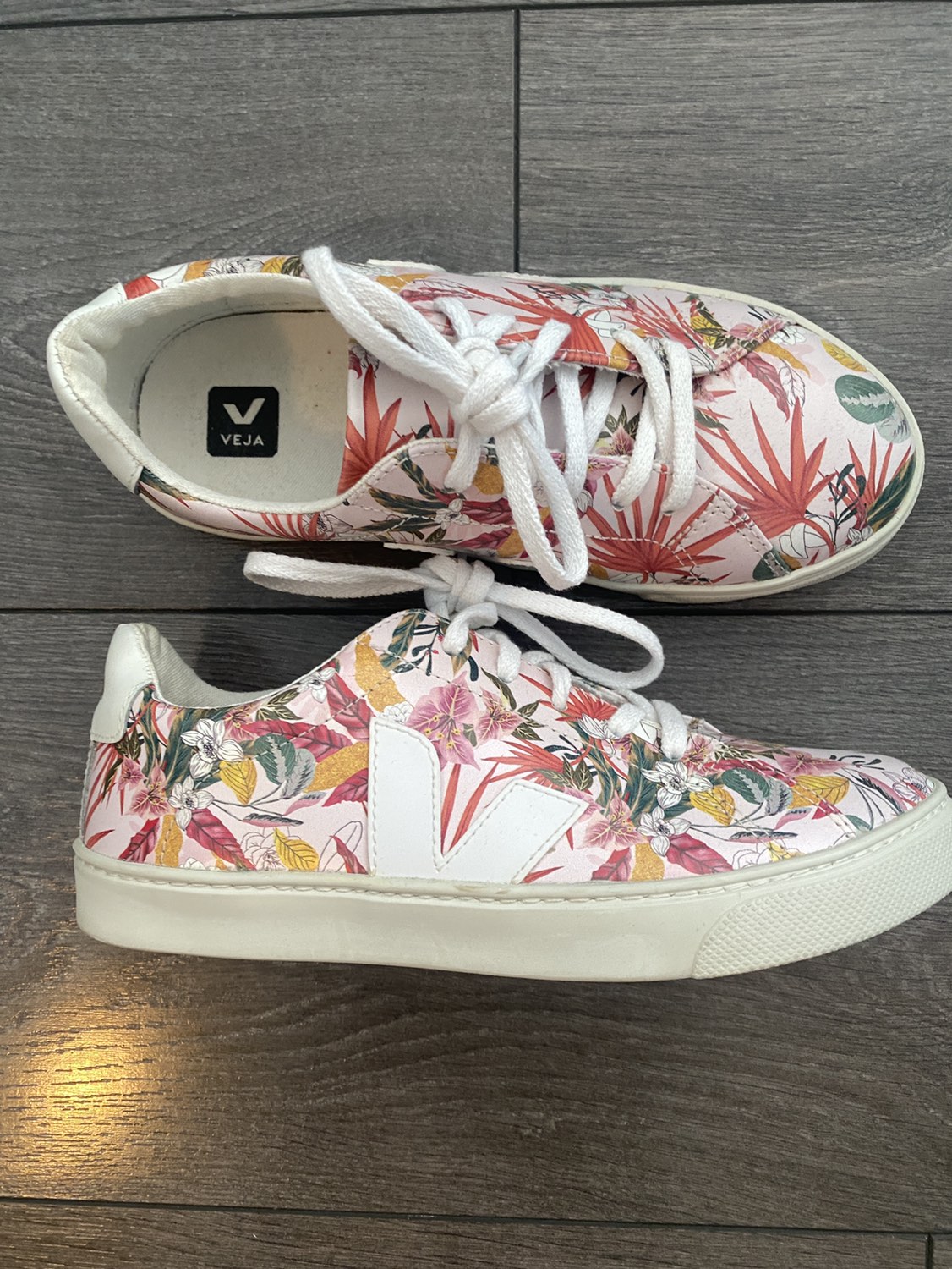 Veja sneakers Sz US4 - photo 2