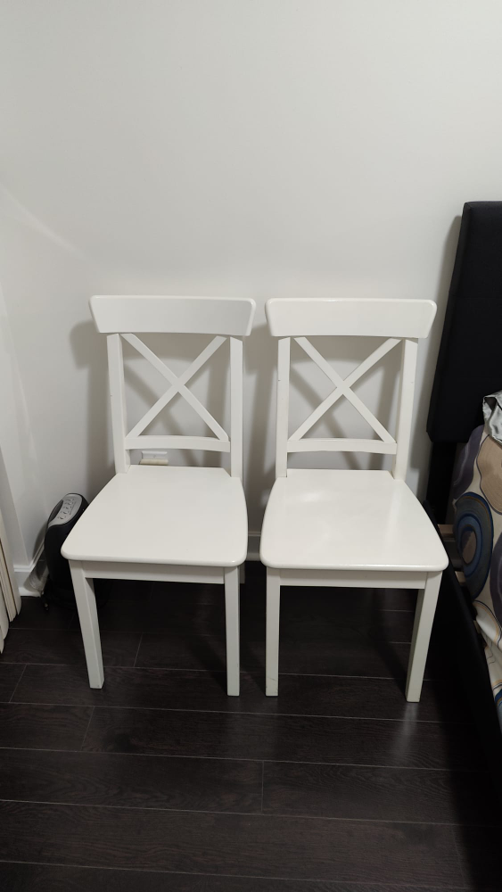 Ikea white chairs (pair of 2)