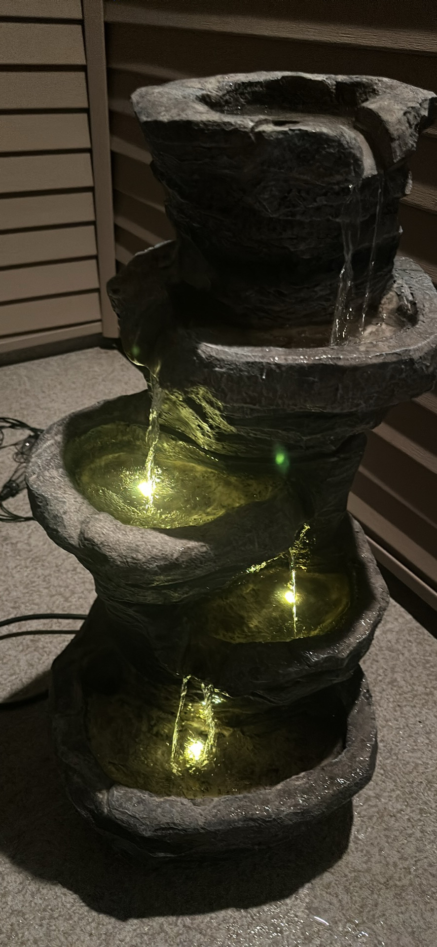 Outdoor water fountain - photo 2