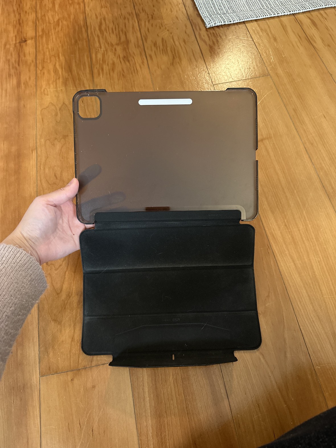 iPad Pro 11inch Cover - photo 2