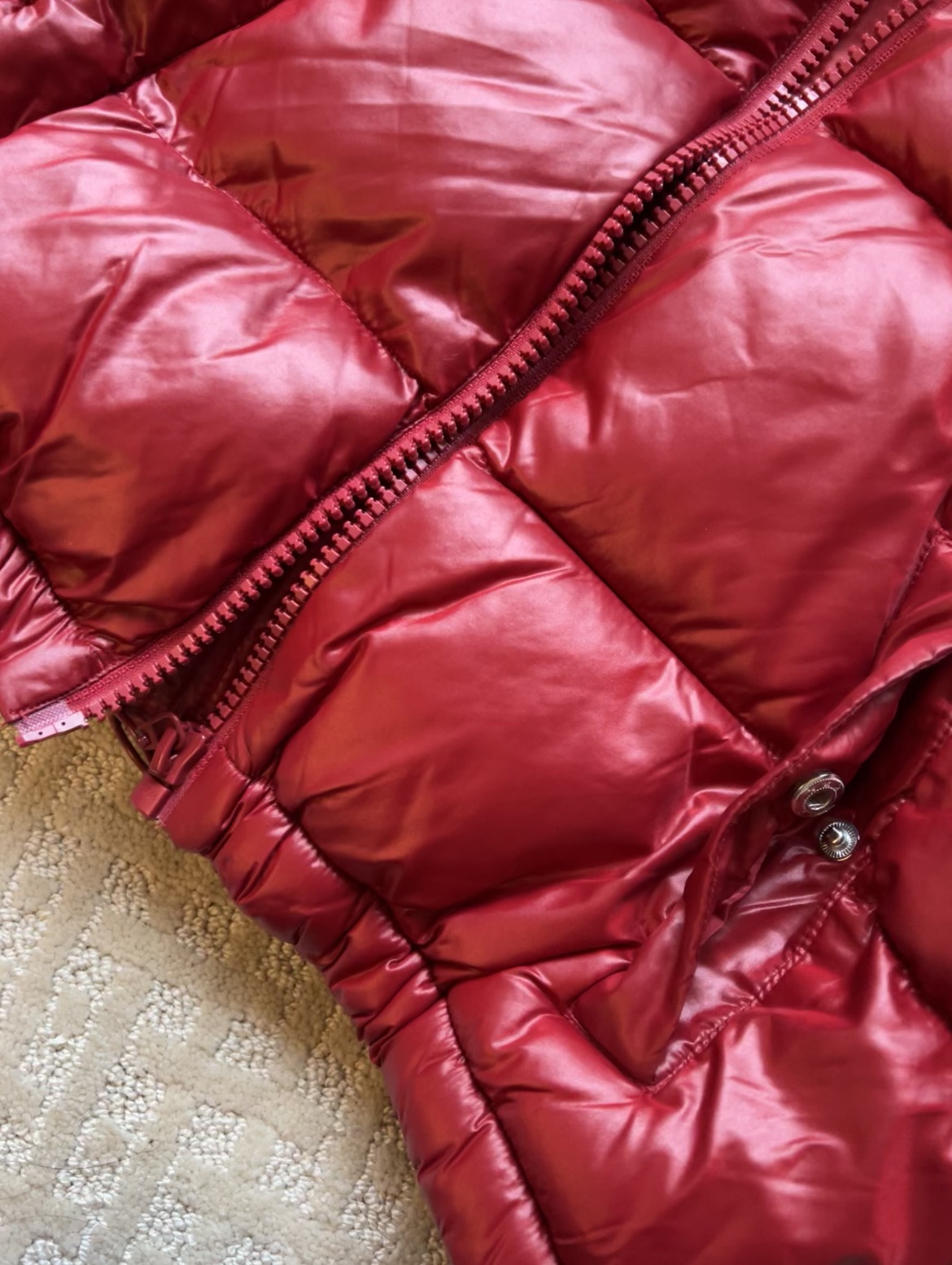 Red Mini Puff Jacket image indicator(4)