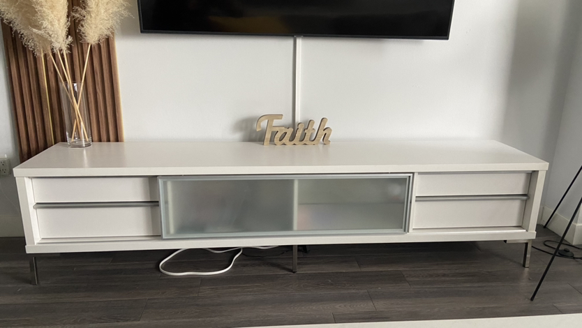 WHITE TV STAND thumbnail