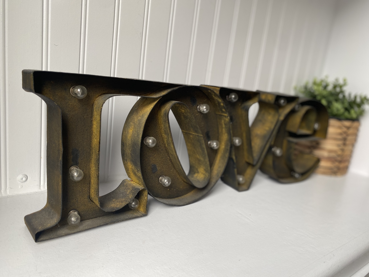 Home Decor: LOVE Light Sign
