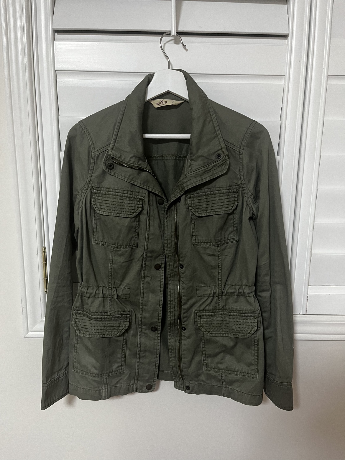 Hollister utility Kakhi Jacket image indicator(2)