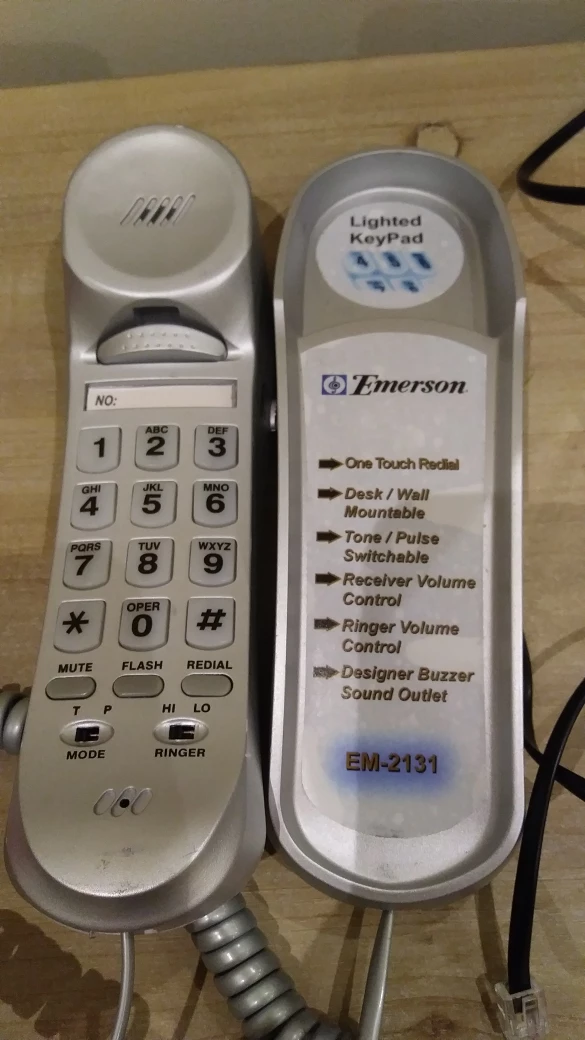 ❄Land Line Phone $10 with Cord thumbnail