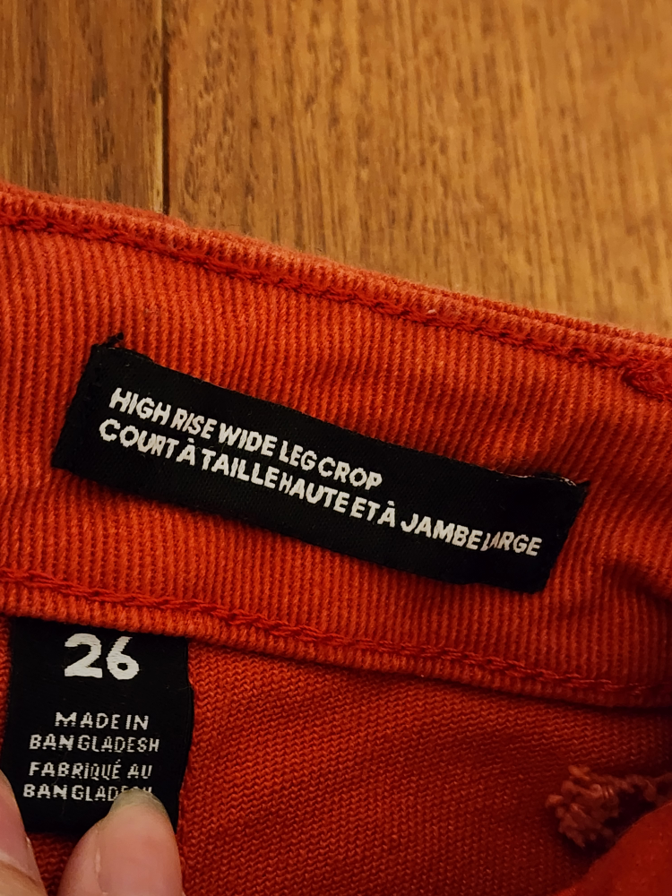 wide-leg crop jean image indicator(7)