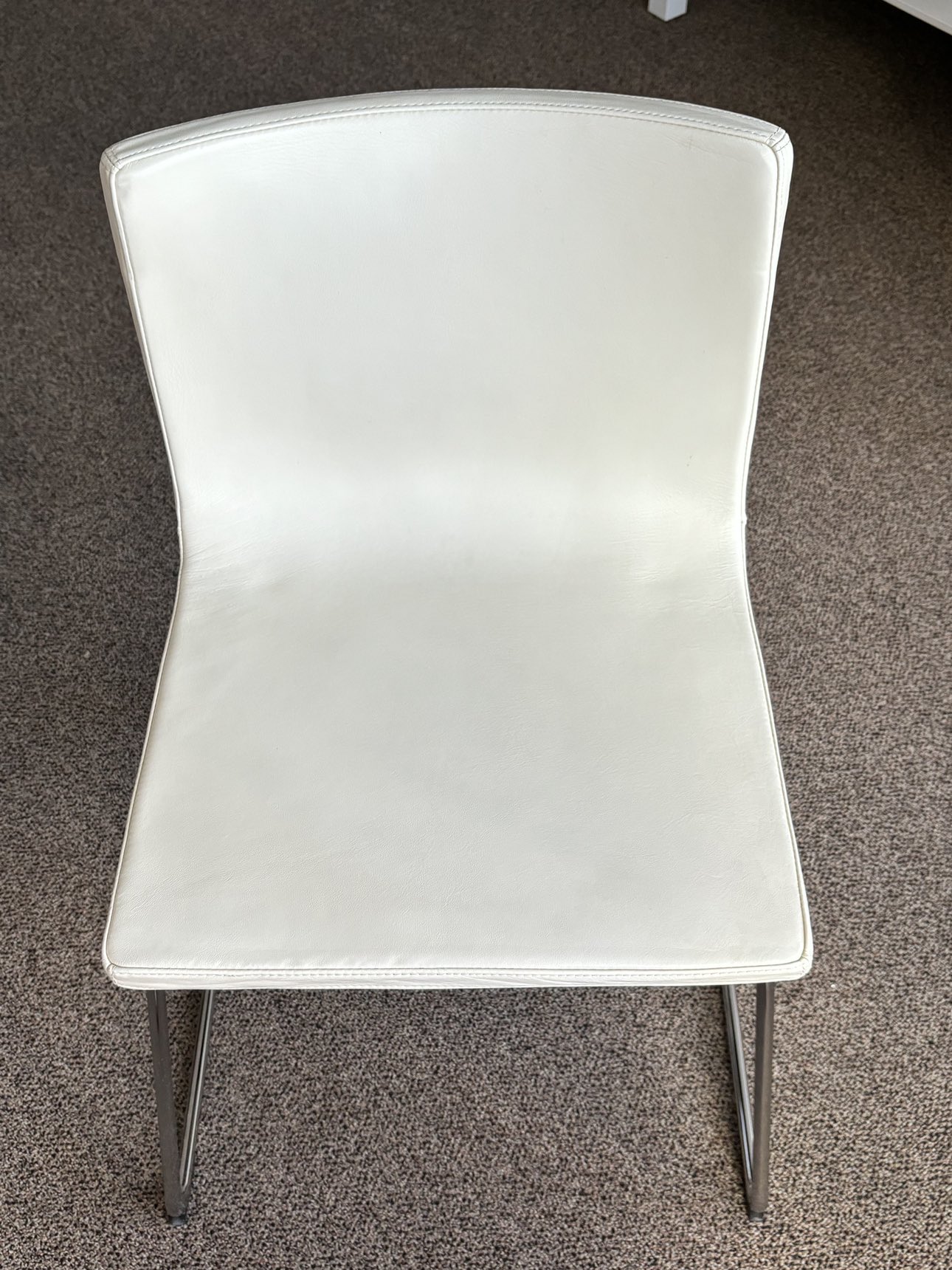 IKEA dining chairs - set of 2 (leather, white) - photo 3
